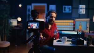 Estúdio para live corporativa em Curitiba: Conheça a infraestrutura da Digicast para lives no LinkedIn, YouTube e lançamentos de produtos.